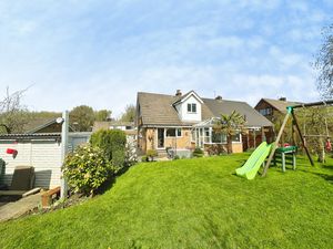 Photo 26- click for photo gallery